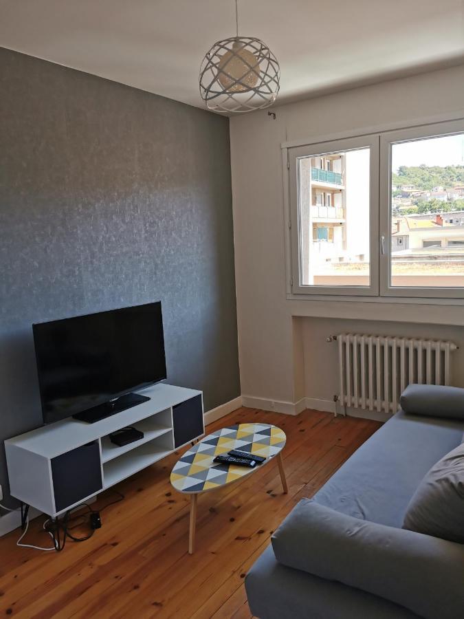 Chambre Privee Dans Appart Partage, Centre Ville, Avec Vue Sur Les Monuments Le Puy-en-Velay Exteriér fotografie